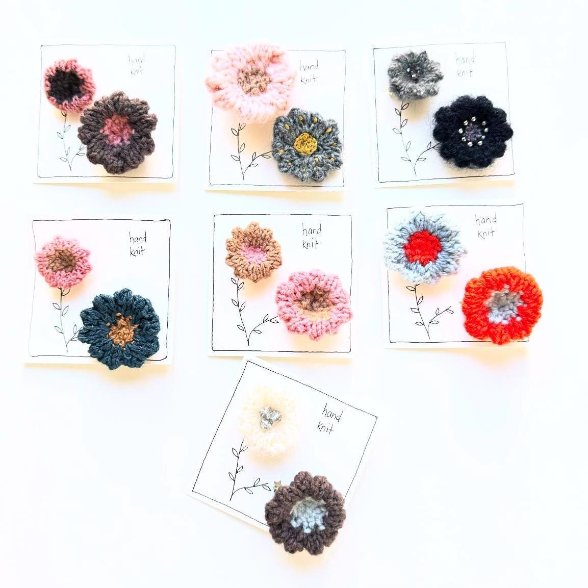 hand knit brooch set- flowers blue and white