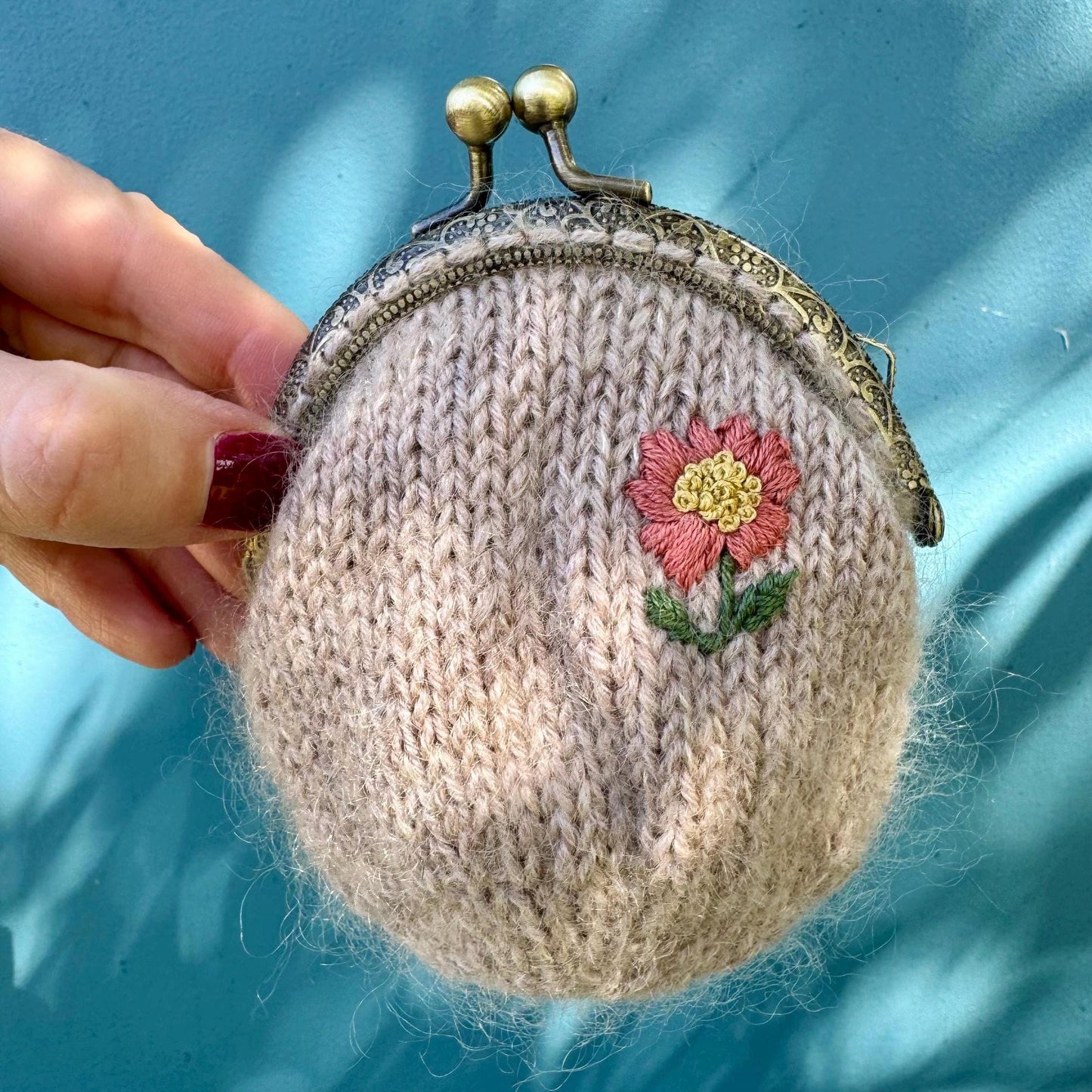Coin purse | hand embroidered + hand knit | wildflower