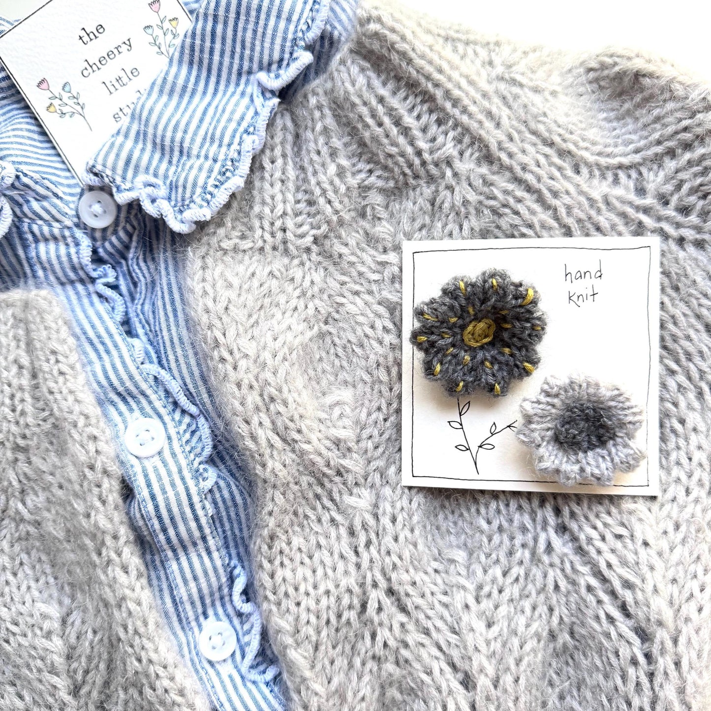 hand knit brooch set- flowers embroidered gray