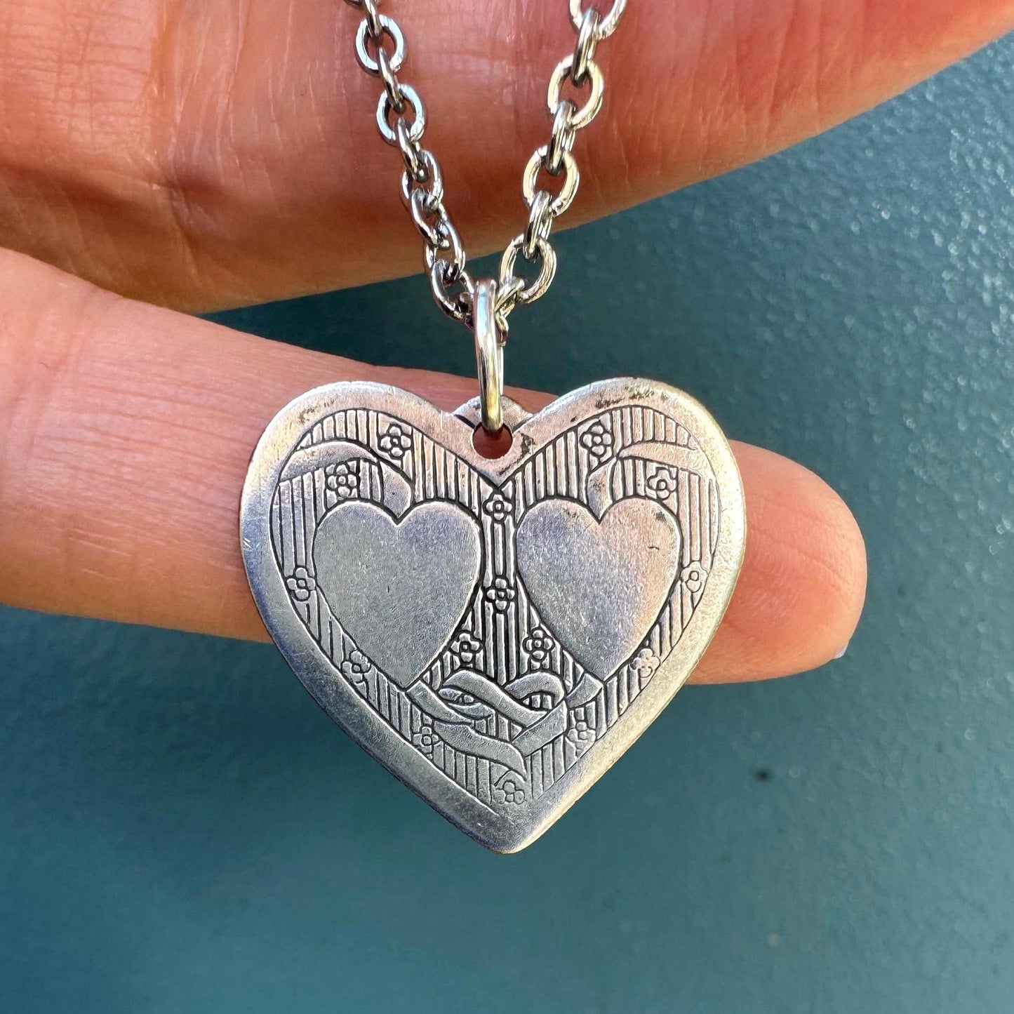 Vintage Heart Pendant Necklace | two hearts