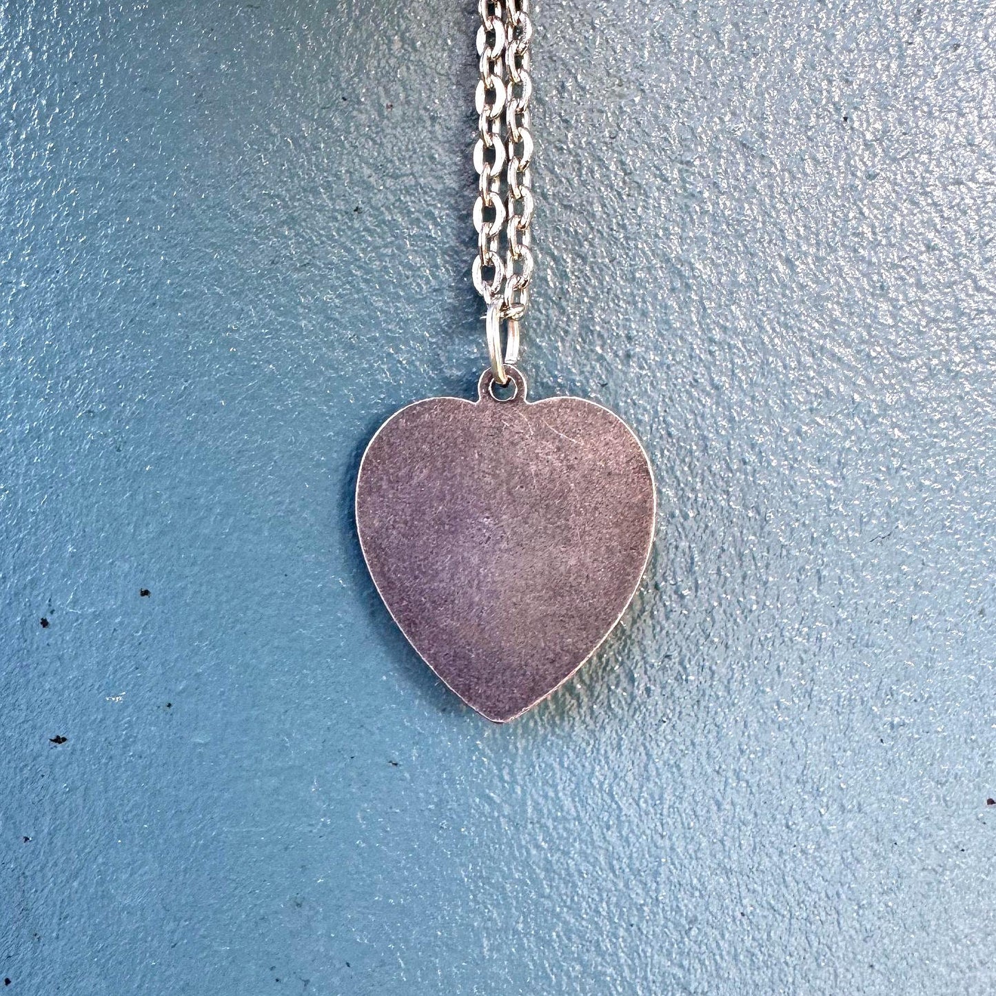 Vintage Heart Pendant Necklace | scrolled border