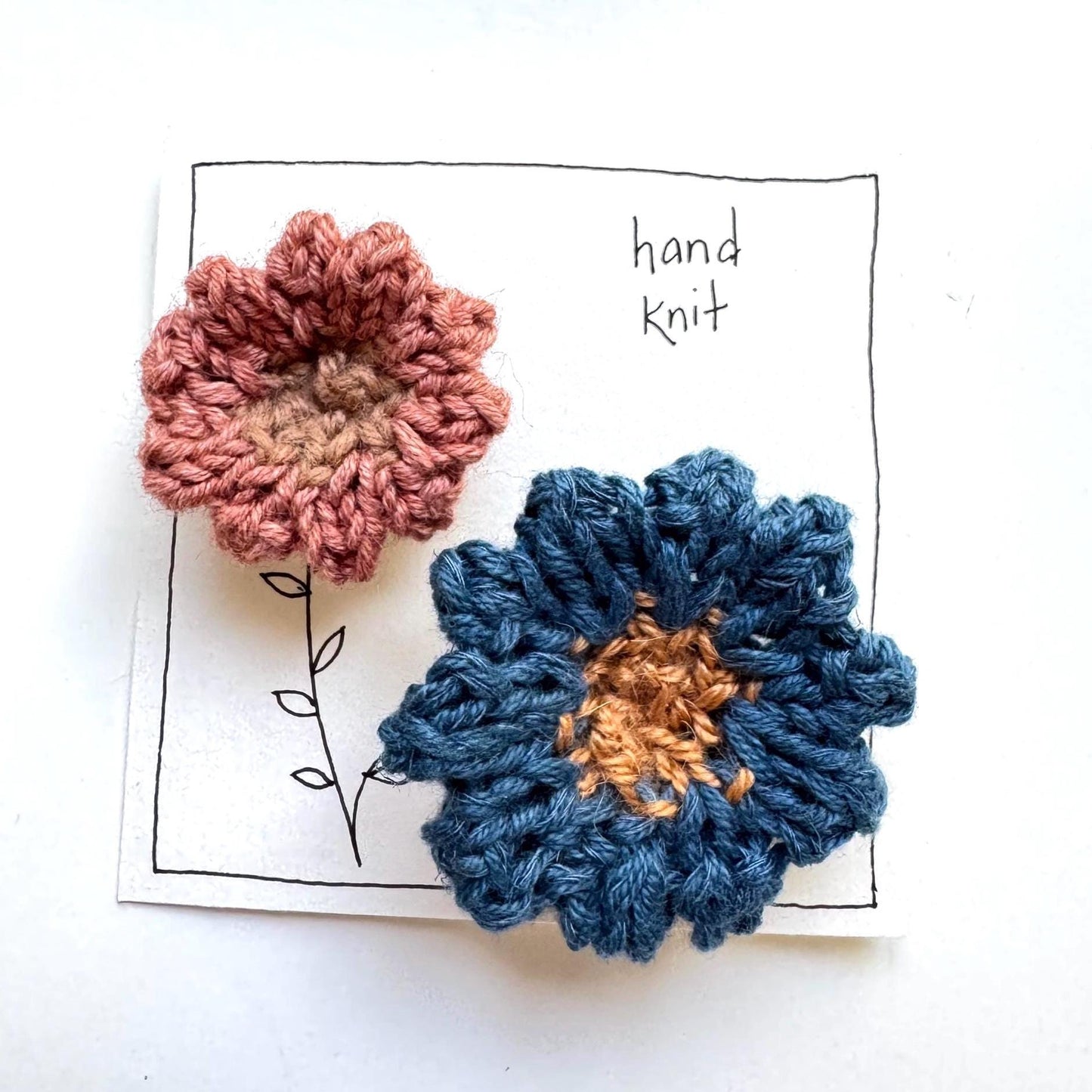 hand knit brooch set- flowers pink and blue