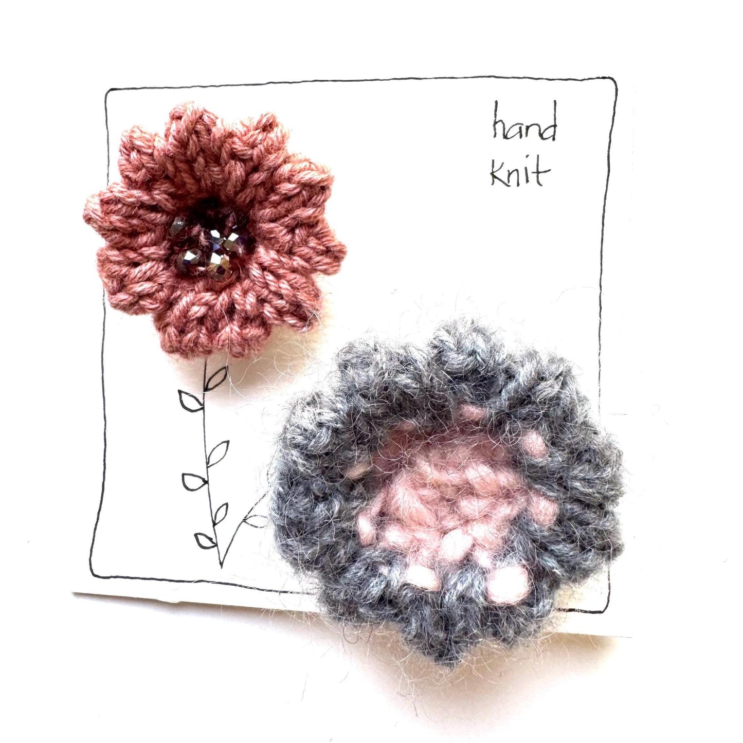 hand knit brooch set- flowers