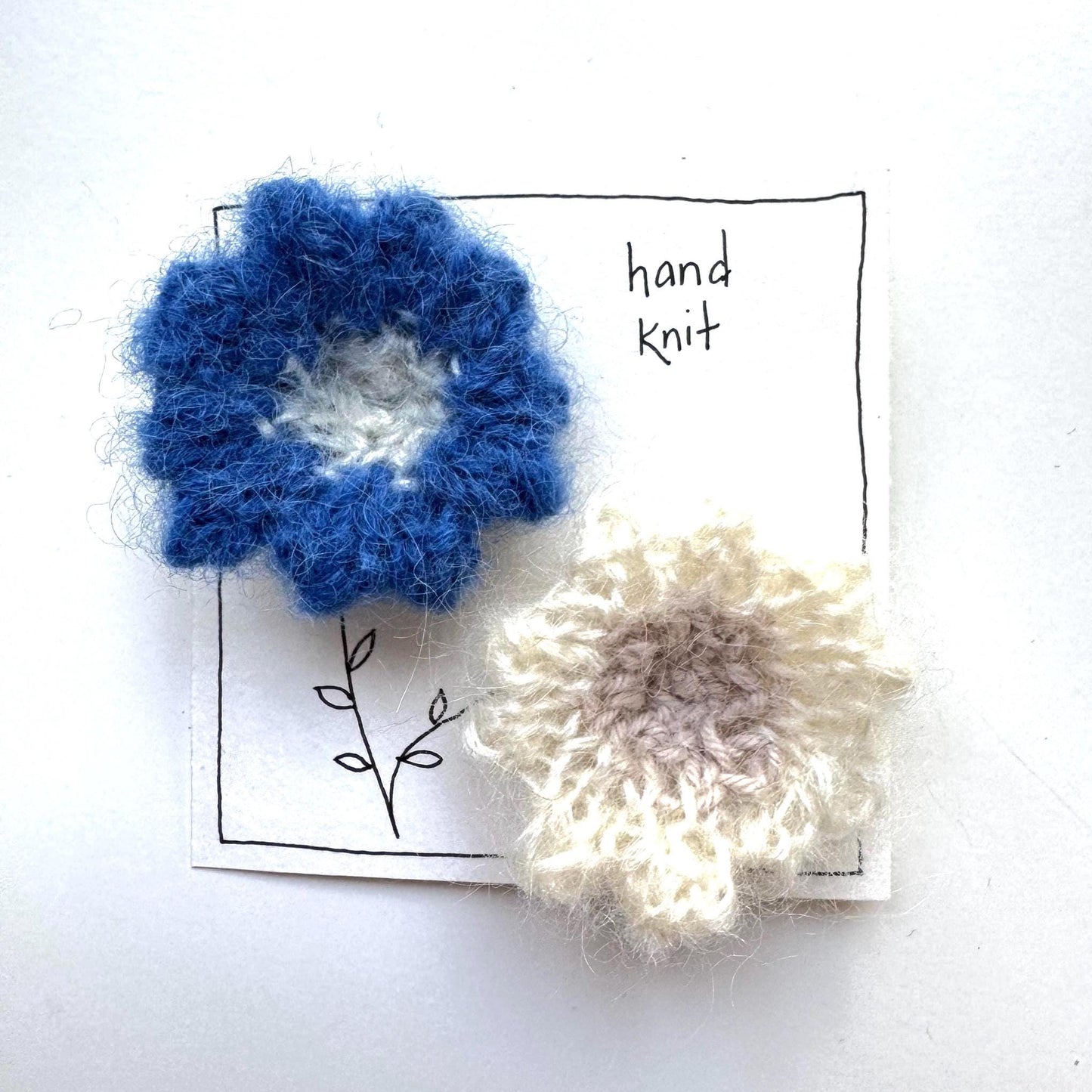 hand knit brooch set- flowers blue and white