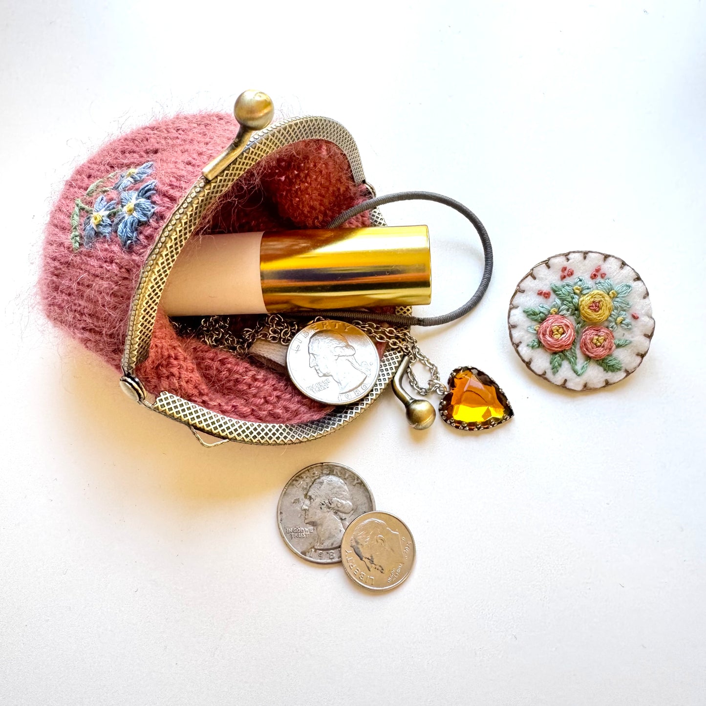 Coin purse | hand embroidered + hand knit forget-me-not