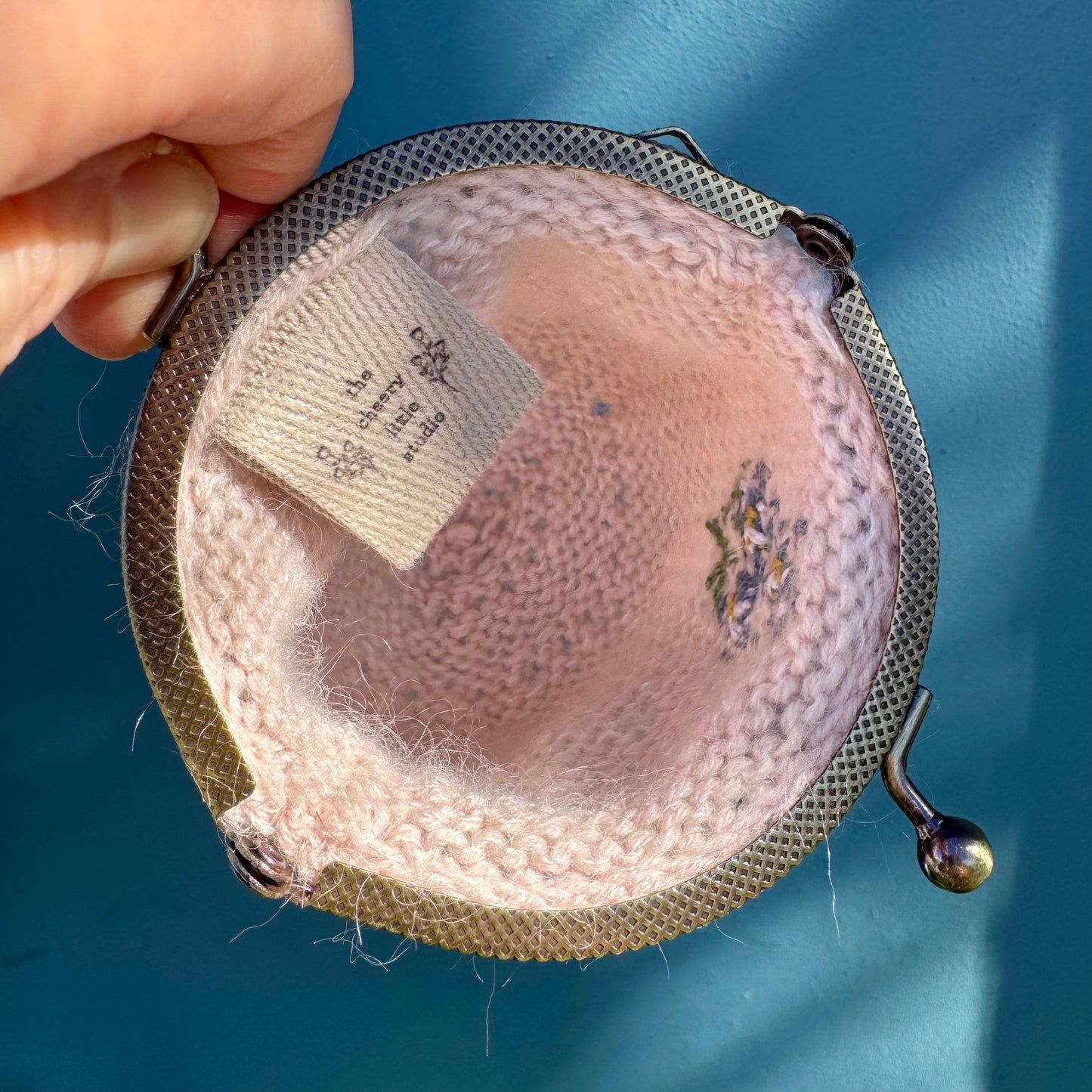 Coin purse | hand embroidered + hand knit forget-me-not