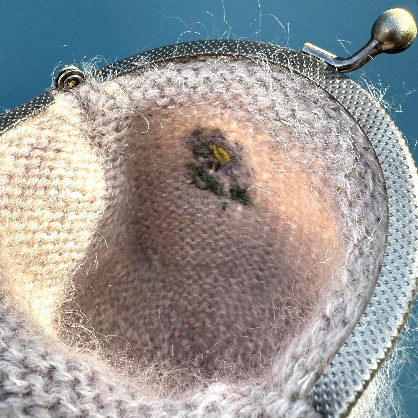 Coin purse | hand embroidered + hand knit | wildflower