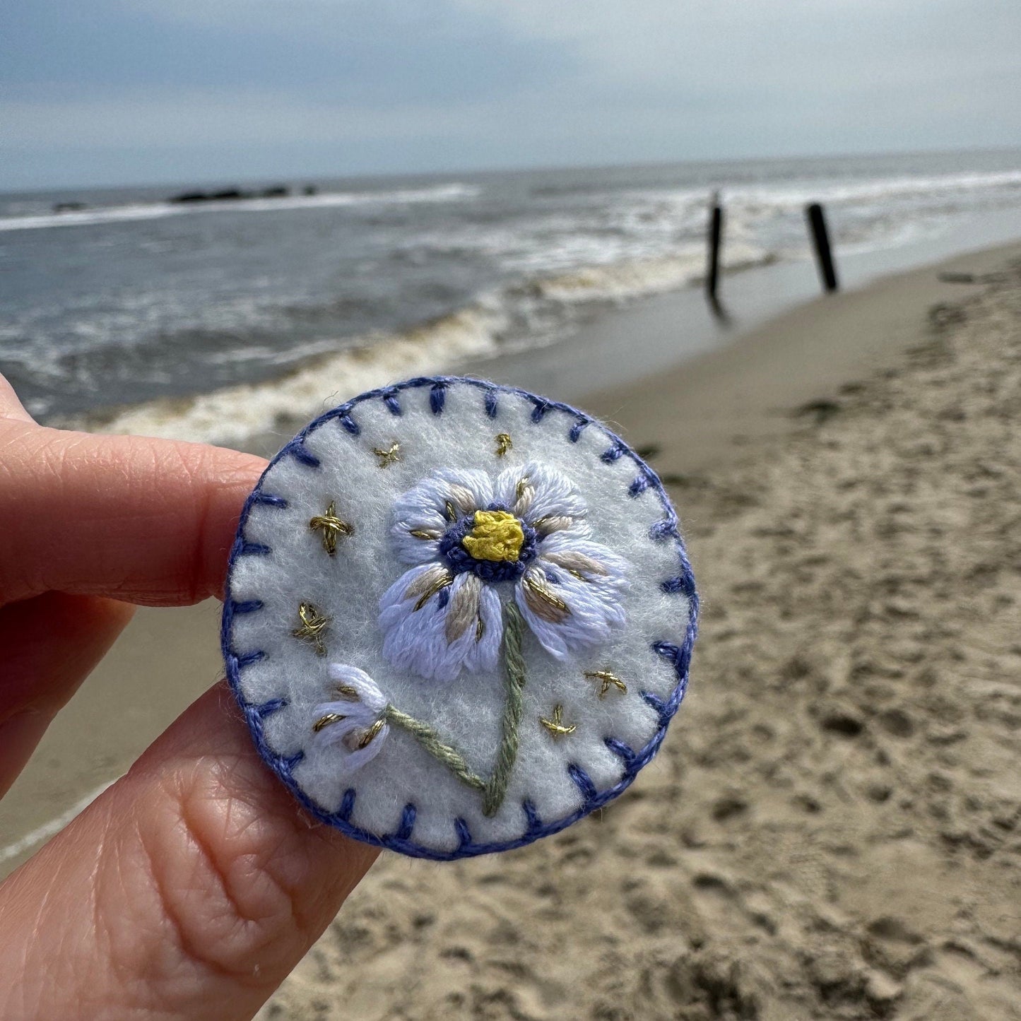 Hand Embroidered Felt Brooch Pin - white flower with sparkles