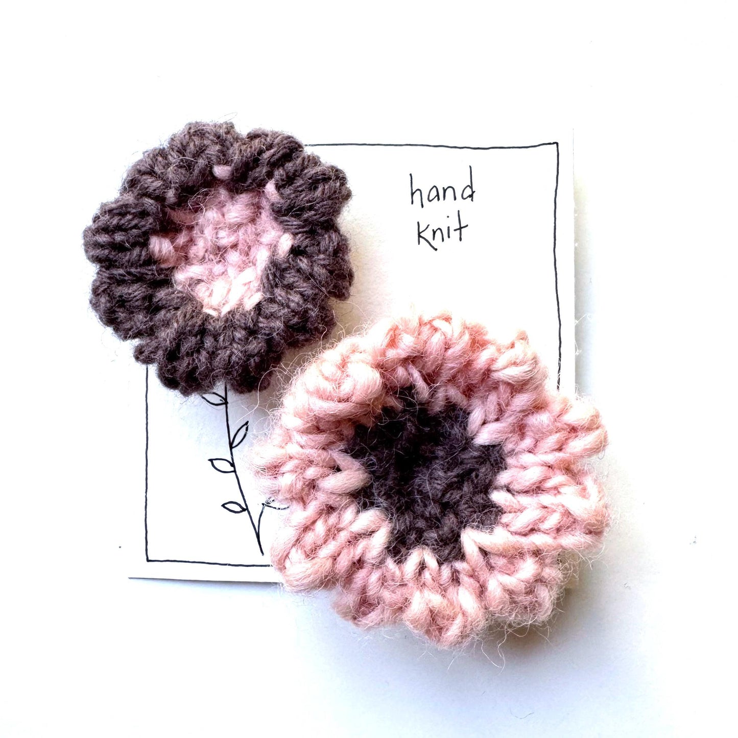 hand knit brooch set- flowers rustic pink + brown
