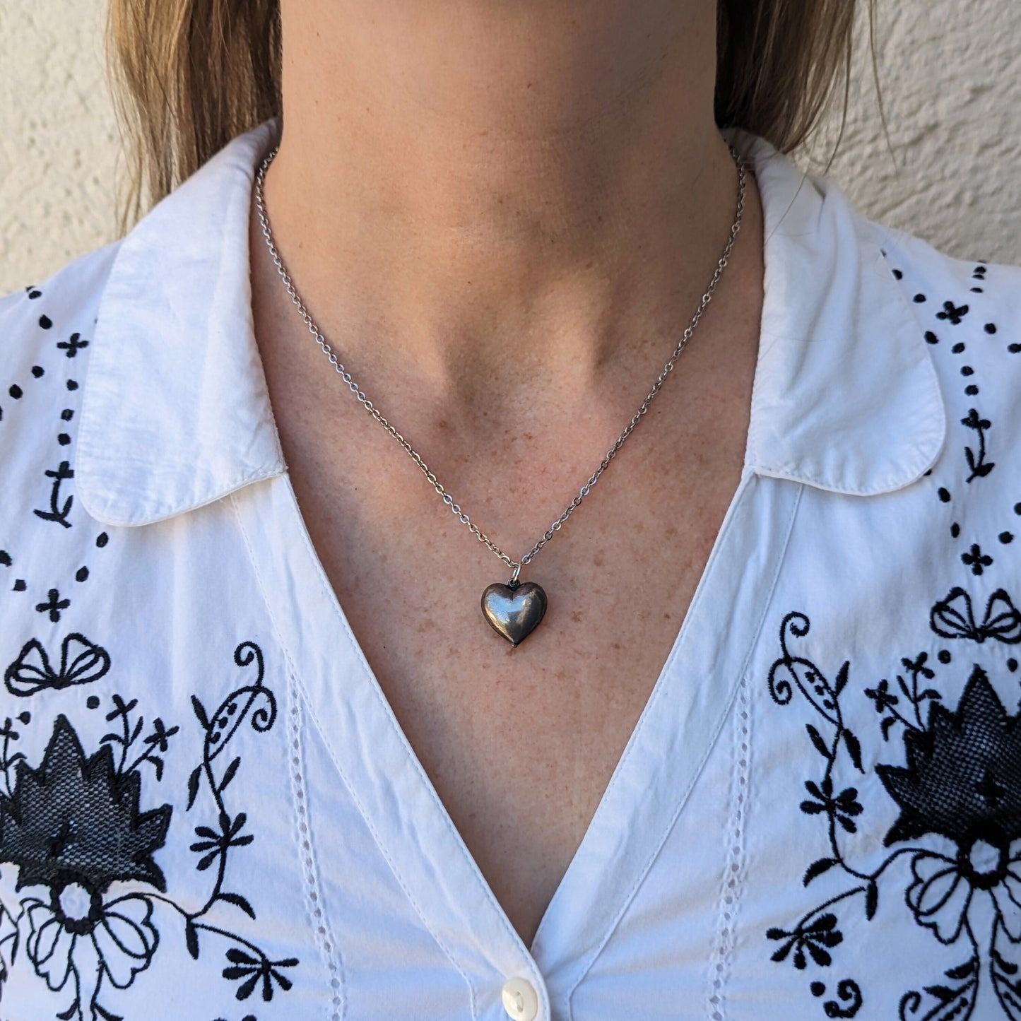 Vintage Puffy Heart Pendant Necklace | Silver Plated