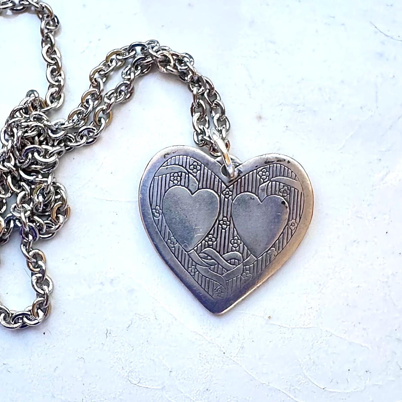 Vintage Heart Pendant Necklace | two hearts