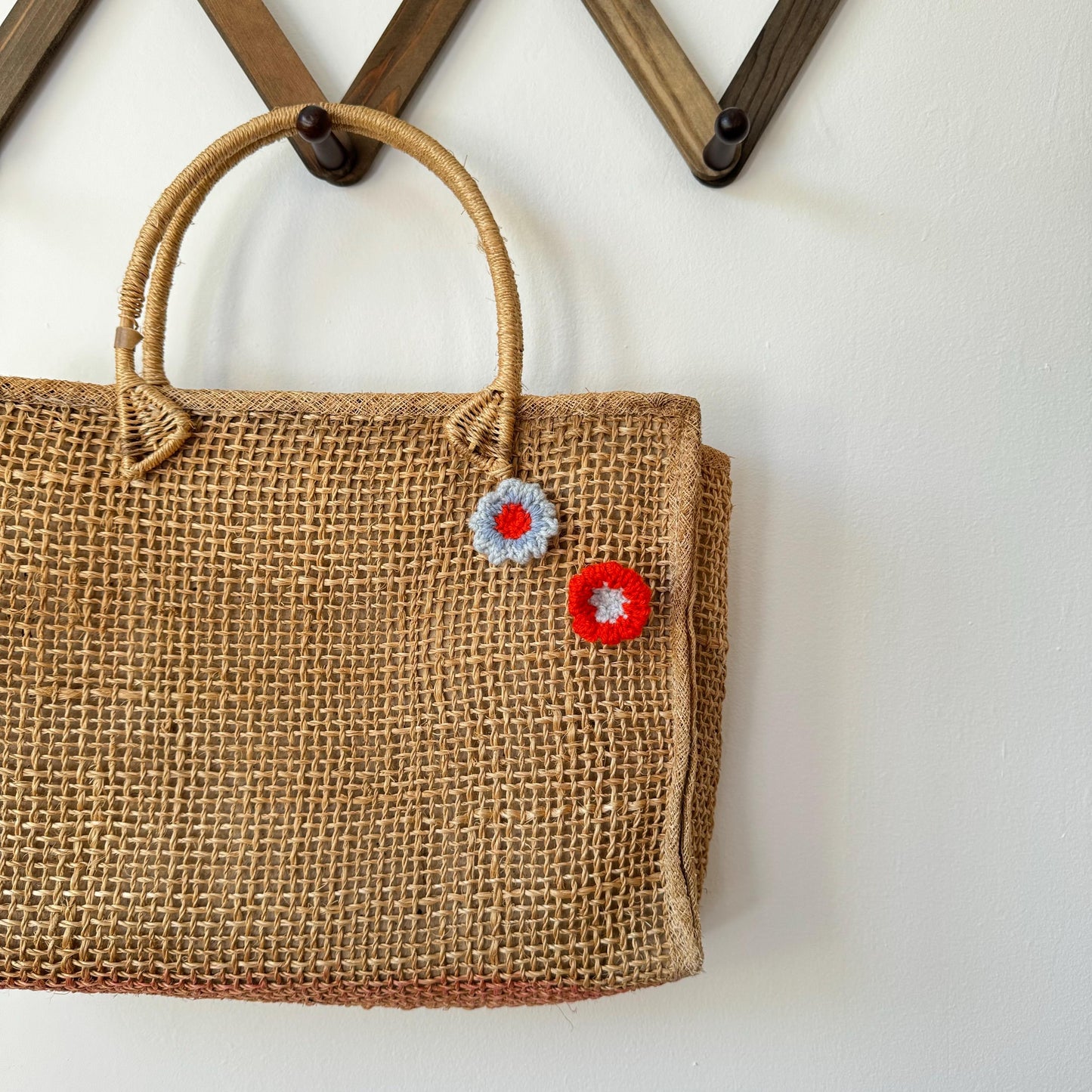 hand knit brooch set- flowers
